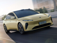 The ET5 sedan costs as much as NIO's 150 kWh battery with semi-solid electrolyte. (Image source: NIO)