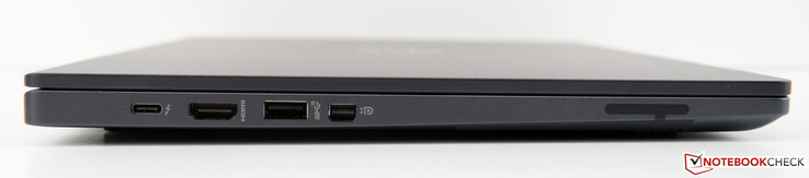 Left: Thunderbolt 4/USB 4 via Type-C, HDMI 2.0b, USB 3.2 Gen2 Type-A, Mini DisplayPort 1.4a