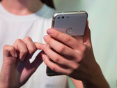 The Pixel/Pixel XL are now available at a great discount. (Source: Engadget)