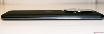 Left: Alert slider