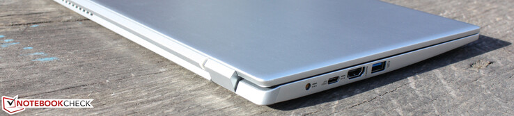 Lightweight 1.3 kilogram 14-incher with good run times, but with only moderate computing power Lightweight 1.3 kilogram 14-incher with good run times, but with only moderate computing power
