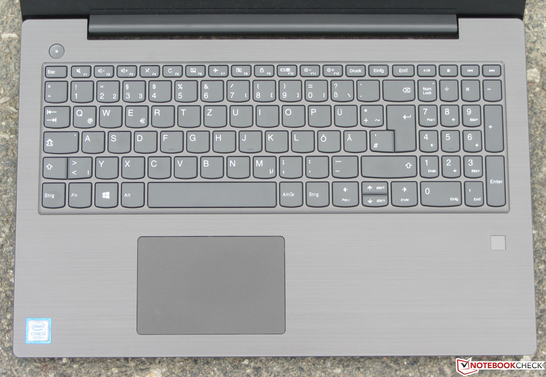 Lenovo V330-15IKB (i3-7130U, SSD, FHD) Laptop Review 