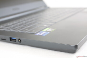 Base rigidity is poor for such a pricey and fast laptop