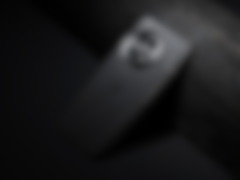 The alleged OnePlus 13 image that surfaced on Weibo shows off the circular camera module on the device back. (Image source: Weibo)