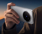 The X500 Pro Max has a 200MP telephoto sensor. Pictured: a promo picture showing the back of the phone.