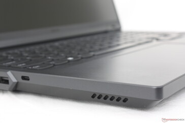 Smooth aluminum alloy top with PC-ABS plastic for the bottom