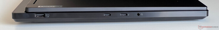 Left: USB-A 3.2 Gen.1 (5 Gbit/s), USB-C 3.2 Gen.2 (10 Gbit/s, DisplayPort ALT mode 1.4, Power Delivery 3.0), USB-C 4.0 with Thunderbolt 4 (40 GBit/s, DisplayPort Alt mode 1.4, Power Delivery 3.0), 3.5 mm audio jack