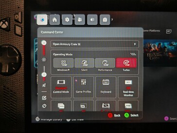 Armoury Crate SE is integrated into the Game Bar.