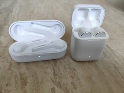 A look at FreeBuds Lite & Mi AirDots Pro charging in their respective charging cases
