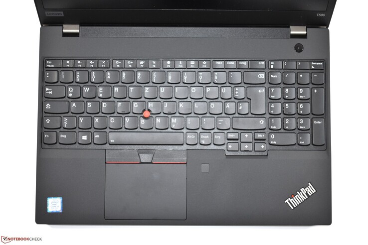Lenovo ThinkPad T590 keyboard. The NumPad keys are narrower than the QWERTY keys while the Arrow keys are even smaller