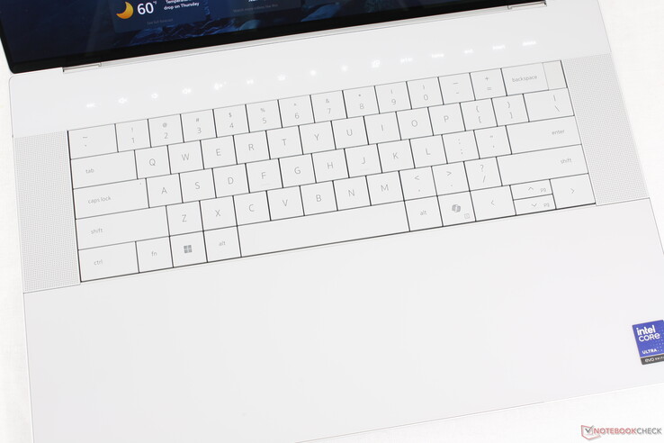Dell 16 Premium keyboard remains identical to the XPS 16 9640