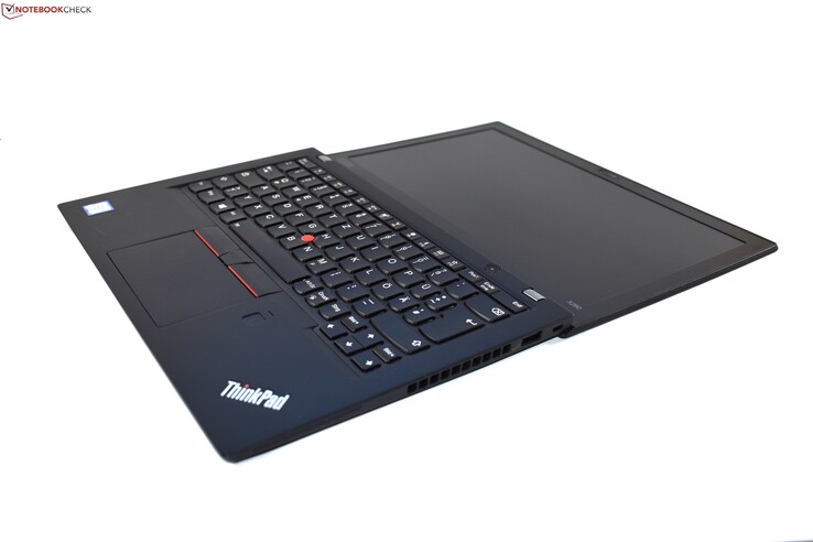 Lenovo ThinkPad X280 (i5-8250U, FHD) Laptop Review - NotebookCheck