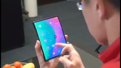 The Cetus probably is not the foldable smartphone that Xiaomi teased last year, pictured. (Image source: Donovan Sung)
