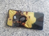 The Samsung Galaxy S10 5G was completely destroyed. (Image source: Naver/user-Rivon)