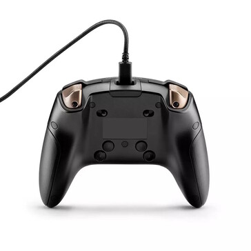 The controller has additional buttons on the back (Image source: Thrustmaster)