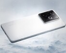 The Realme GT7 combines the Dimensity 9400+ with a 7,200 mAh battery. (Image source: Realme)