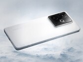 The Realme GT7 combines the Dimensity 9400+ with a 7,200 mAh battery. (Image source: Realme)