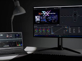 The AORUS FO32U2P is VESA ClearMR 13000 and DisplayHDR 400 True Black certified. (Image source: Gigabyte)