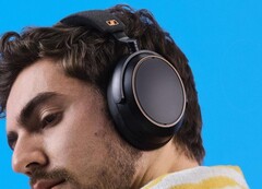 The Momentum 4 Wireless are high-end noise-cancelling headphones that are now on sale for almost 50% off on Amazon (Image source: Sennheiser)