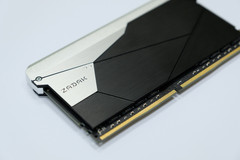Zadak Double Height Double Capacity DDR4 RAM. (Source: Anandtech)