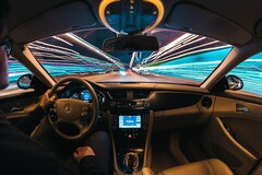 Sensor technology developed by Nissan and Verizon will alert drivers to potential hazards in the environment. (Image: Samuele Errico Piccarini via Unsplash)