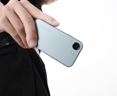 The Bluefox NX1 is a tiny 4-inch smartphone with Android 15, now available for order globally. (Image source: Bluefox)