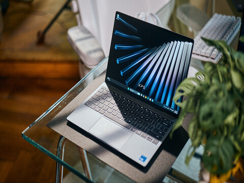 A premium laptop for a budget price! - Dell XPS 13