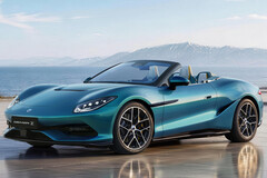 The new Denza Z delivers more than 1,600 hp in its unrestricted Racing version and has already received over 1,000 pre-orders.