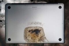 This Apple MacBook Pro 15 laptop unexpectedly caught on fire while the owner was asleep. (Image source: u/Squeezieful/Unsplash - edited)