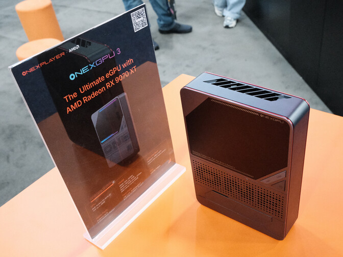 csm_OneXGPU-3-showcased-at-CES