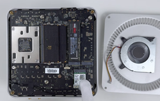 SSD and RAM (Image Source: 小明白 on Youtube)