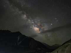 An image that shows the night sky with the Milky Way. (Image source: Vikash Singh - Pexels) 