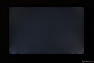 Light-moderate uneven backlight bleeding along the bottom corners