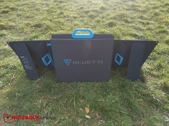 The folded up Bluetti PV200 in front (with unfolded Anker 621 behind it)