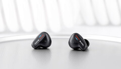 The Dripp Dropp truly wireless earbuds. (Source: Indiegogo) 