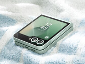 Samsung may replace the Galaxy Z Flip6 with a Snapdragon-powered successor after all. (Image source: Samsung)