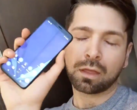 The Pixel 4 can be unlocked even with your eyes closed. (Image source: @thisisFoxx)