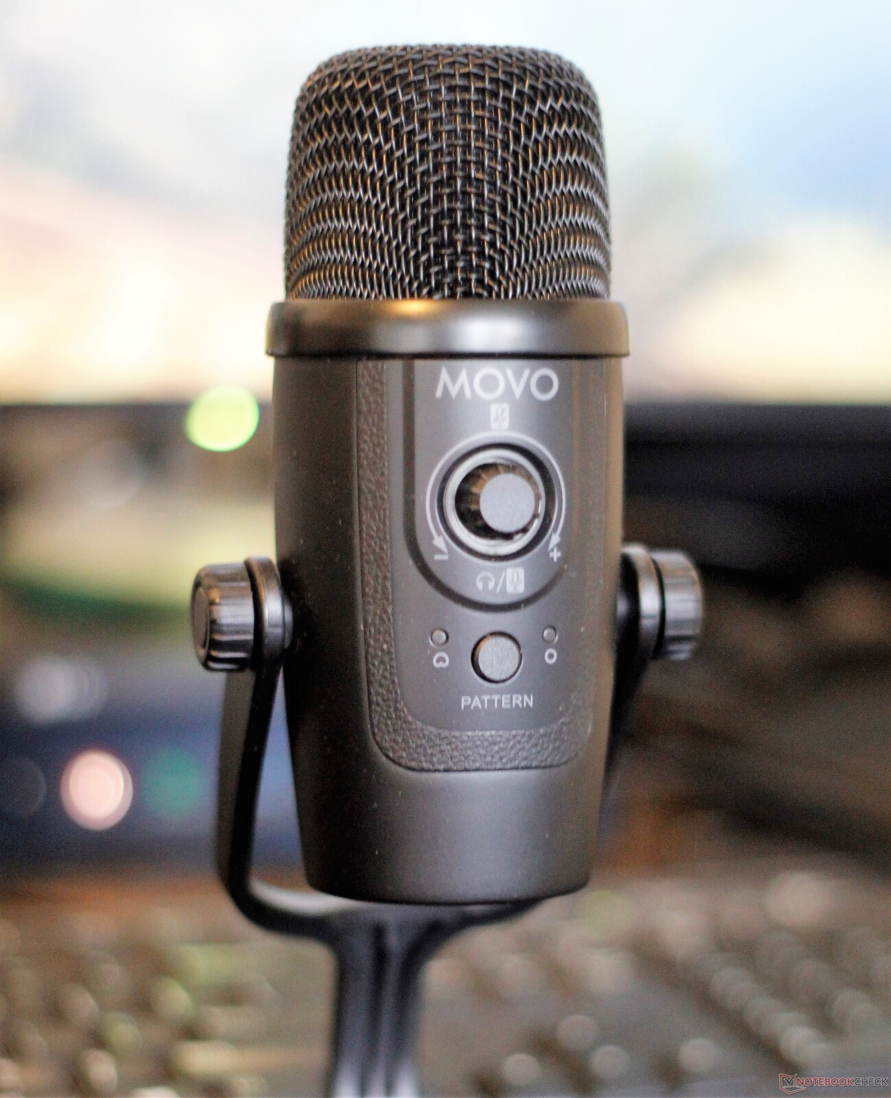 Hands-On Review: the Yeti Nano from Blue Microphones