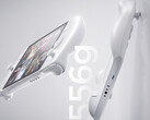 The Legion C700 will weigh 556 grams. Pictured: a promo picture highlighting the weight of the handheld.