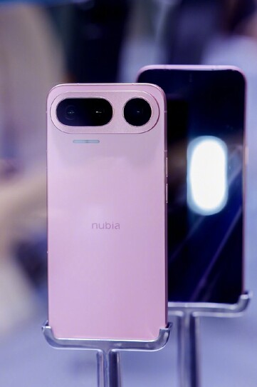 The NaviX Ultra in Pink.