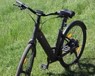 The Urtopia Carbon 1 ST also makes a strong impression as a smart bike