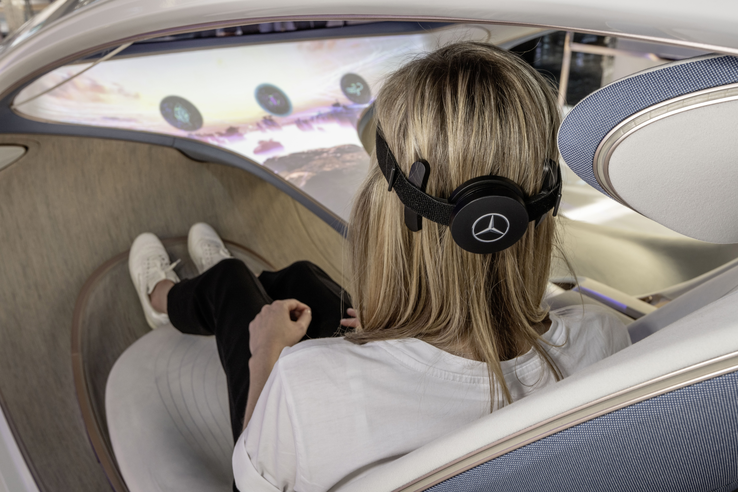 The Mercedes-Benz BCI headset. (Image: Mercedes-Benz)
