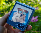 The Galaxy Z Flip FE may arrive with Samsung's current clamshell foldable design, Galaxy Z Flip6 pictured. (Image source: Notebookcheck)