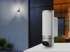 The Bosch Eyes Outdoor Camera II has a 1,100 lumens floodlight. (Image source: Bosch)