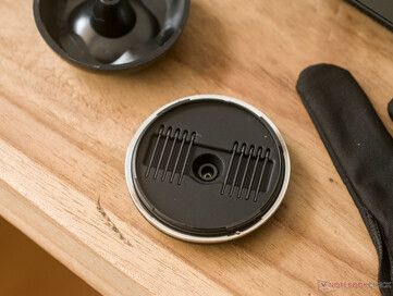 Huion Kamvas 16 Gen 3 pen stand open