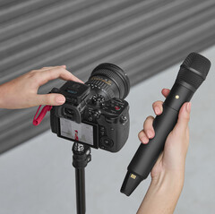 The Interview PRO is compatible with Rode's wireless receivers, but doesn't include one in the box (Image Source: Rode)
