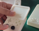 The MagicX XU Mini 2 test design reveals a vertical layout for the handheld. (Image source: Retro Handhelds)