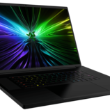 Razer Blade 18 （2024） 配备 Thunderbolt 5 端口（图片来源：Razer）