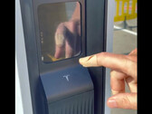 Tesla V4 Supercharger with card payment terminal (image: Tesla Club Austria)