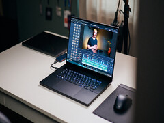 Lenovo Tab 3 Business TB3-X70F - Notebookcheck.net External